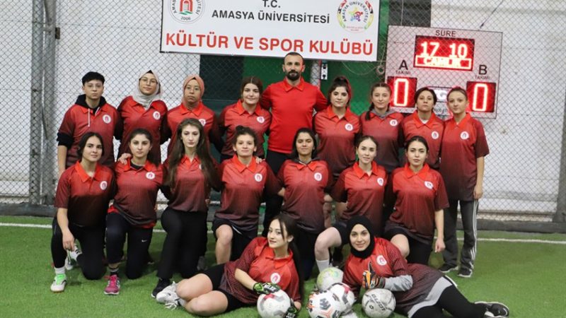 Kadın Futbol Takımı 3. Lig Yolunda Çalışmalarına Başladı