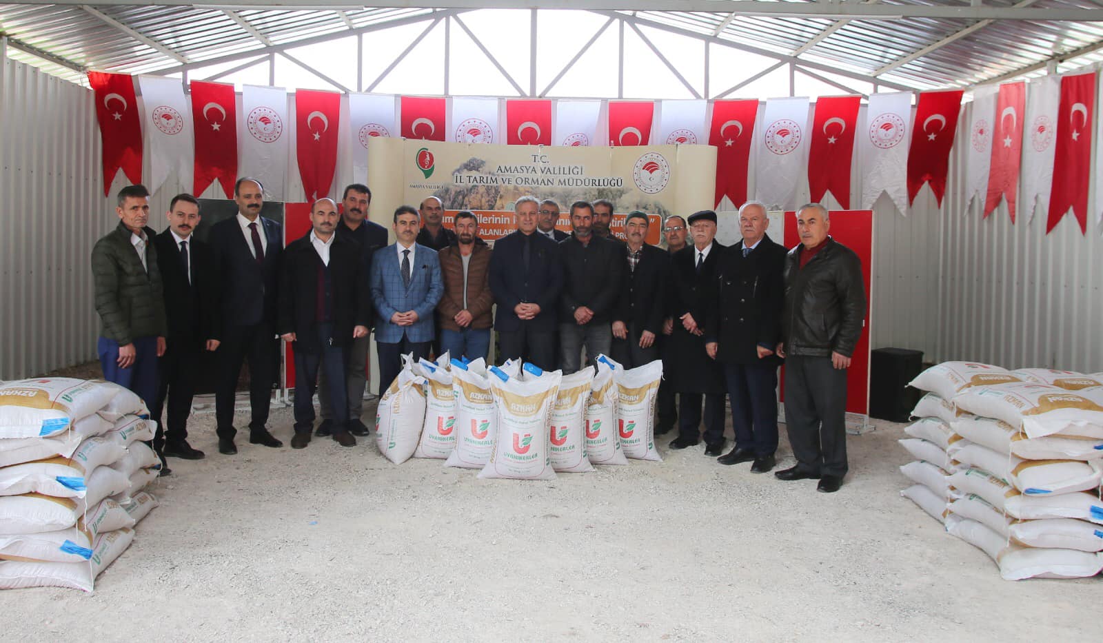 Tarım Bakanlığı’ndan Amasya’da 400 Üreticiye 44 Ton Nohut Tohumu Desteği Gerçekleşti